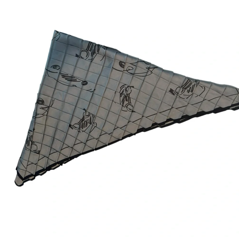 Giorgio‎ Armani Black Label Silk Scarf Gray/Silver Pleated 29x29